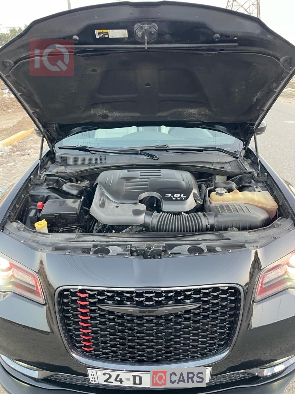 کرایسلەر 300